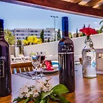 Eden Lago